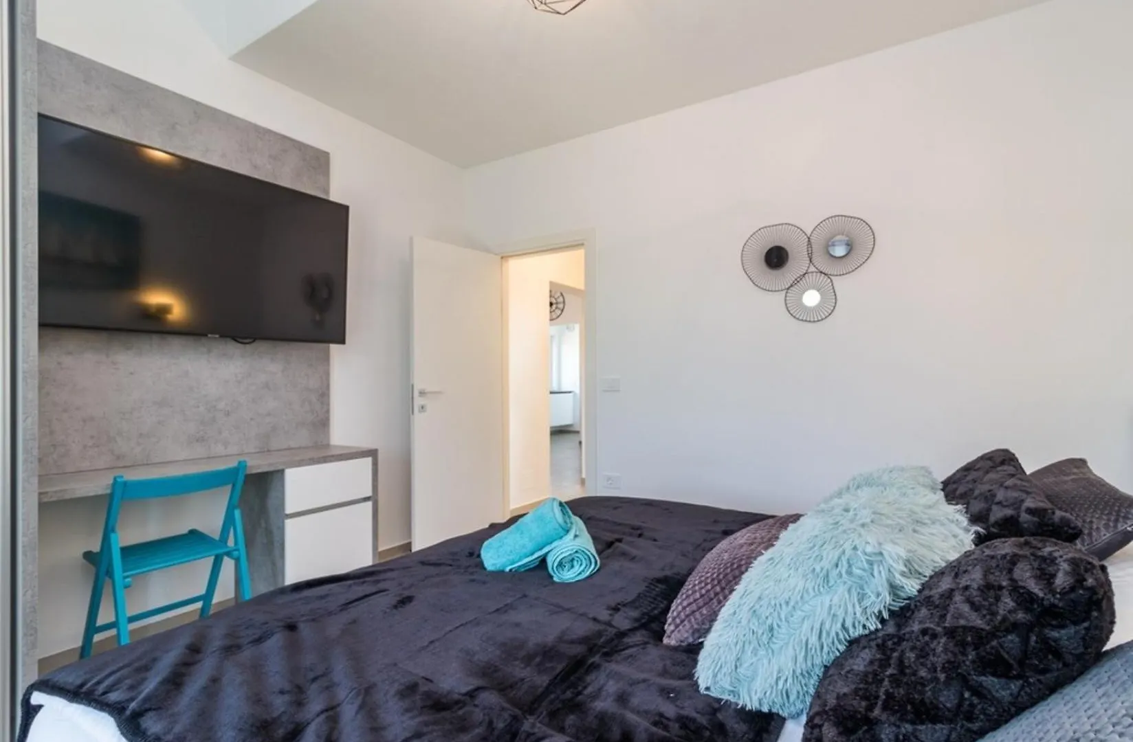 Villa Horizon For 18 People Near Pula With Large Garden And Children Playground